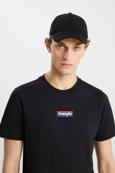 Wrangler W2510527001 Siyah Erkek Regular Fit Önden Baskılı Bisiklet Yaka T-shirt