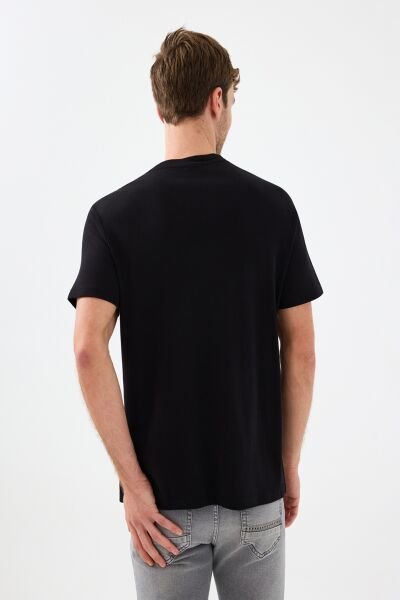 Loft 2038464 Siyah Erkek Bisiklet Yaka Bakılı Regular Fit T-shirt