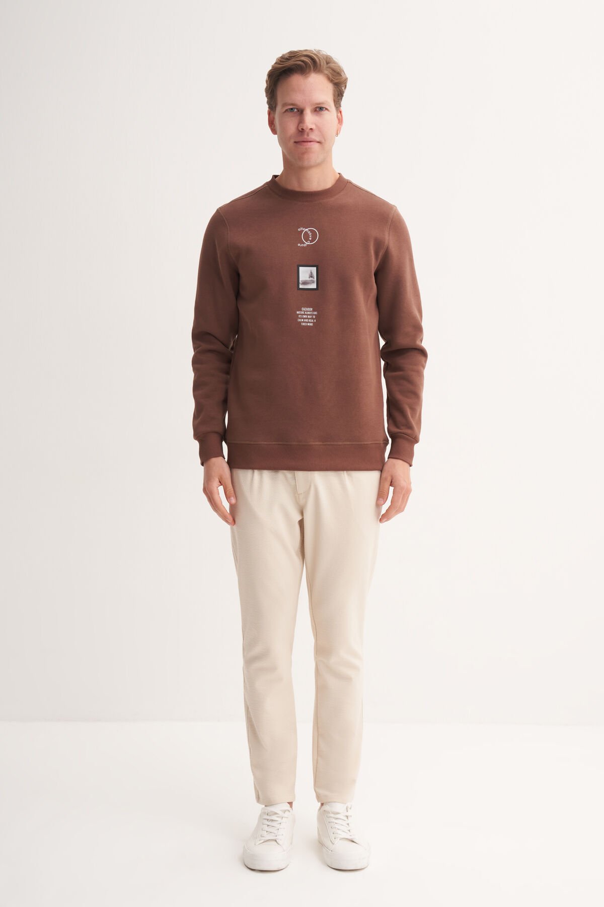 Cazador 53610 Kahverengi Erkek Bisiklet Yaka Baskılı Regular Fit Sweatshirt