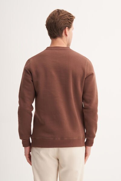 Cazador 53610 Kahverengi Erkek Bisiklet Yaka Baskılı Regular Fit Sweatshirt