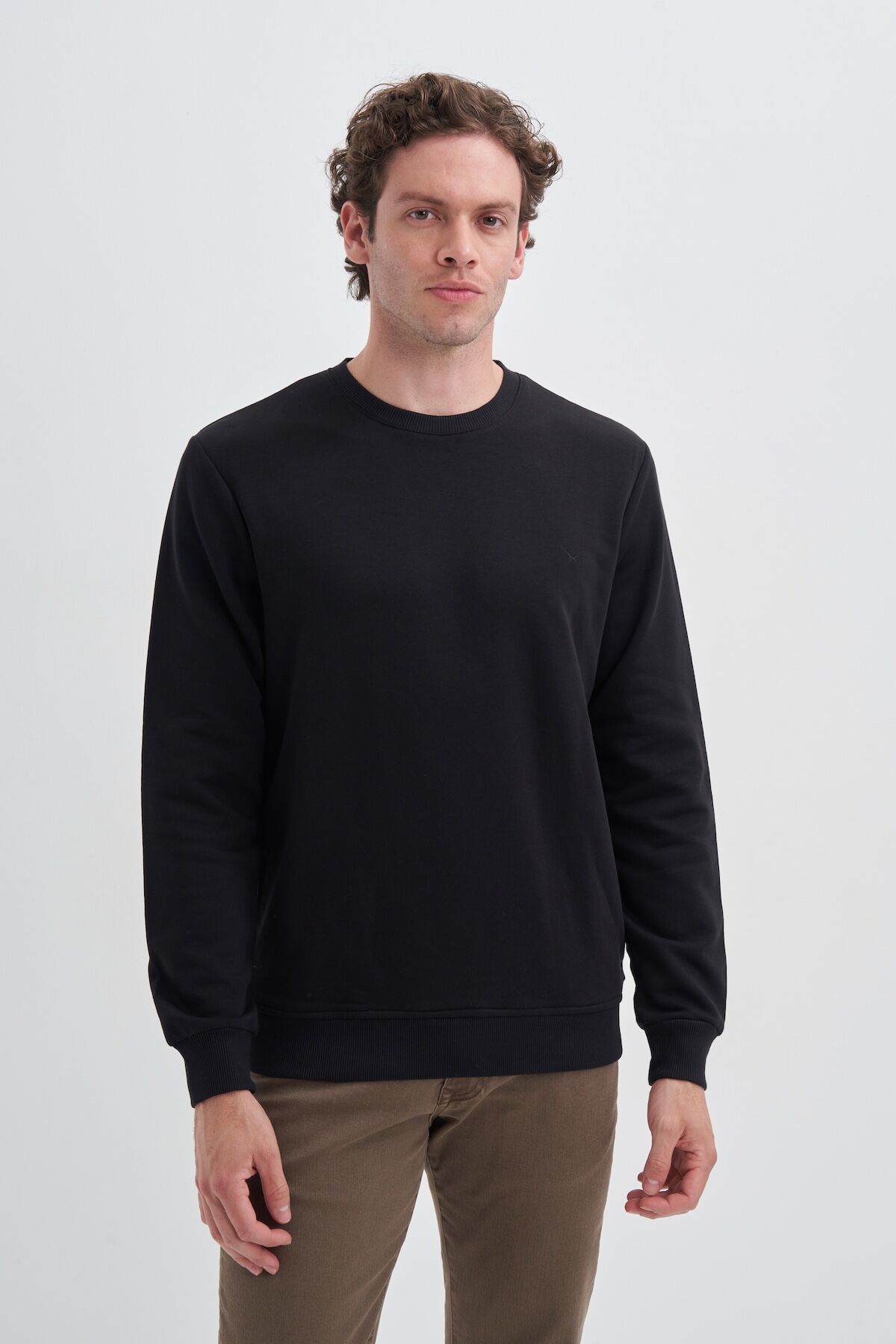 Cazador B56060 Siyah Bisiklet Yaka Slim Fit Sweatshirt