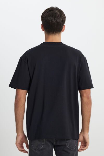 Lee L222001001 Siyah Lose Fit Bisiklet Yaka Erkek %100 Pamuklu T-shirt