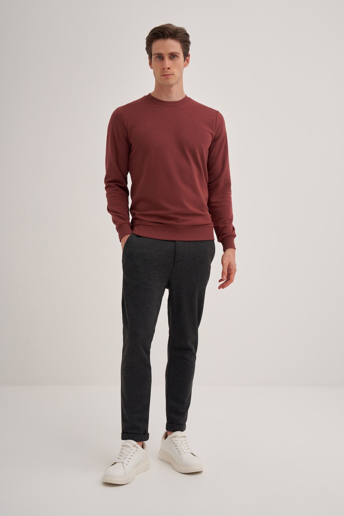 Cazador 56100 Gül Kurusu Erkek Bisiklet Yaka 2 İplik Slim Fit Sweatshirt