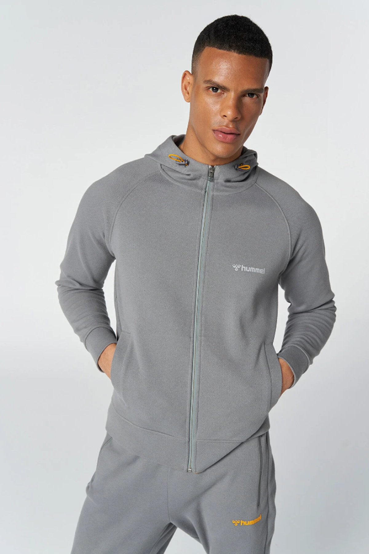 Hummel 921707-1320 Gri Önü Hummel Baskılı Fermuarlı Kapüşonlu Erkek Hırka