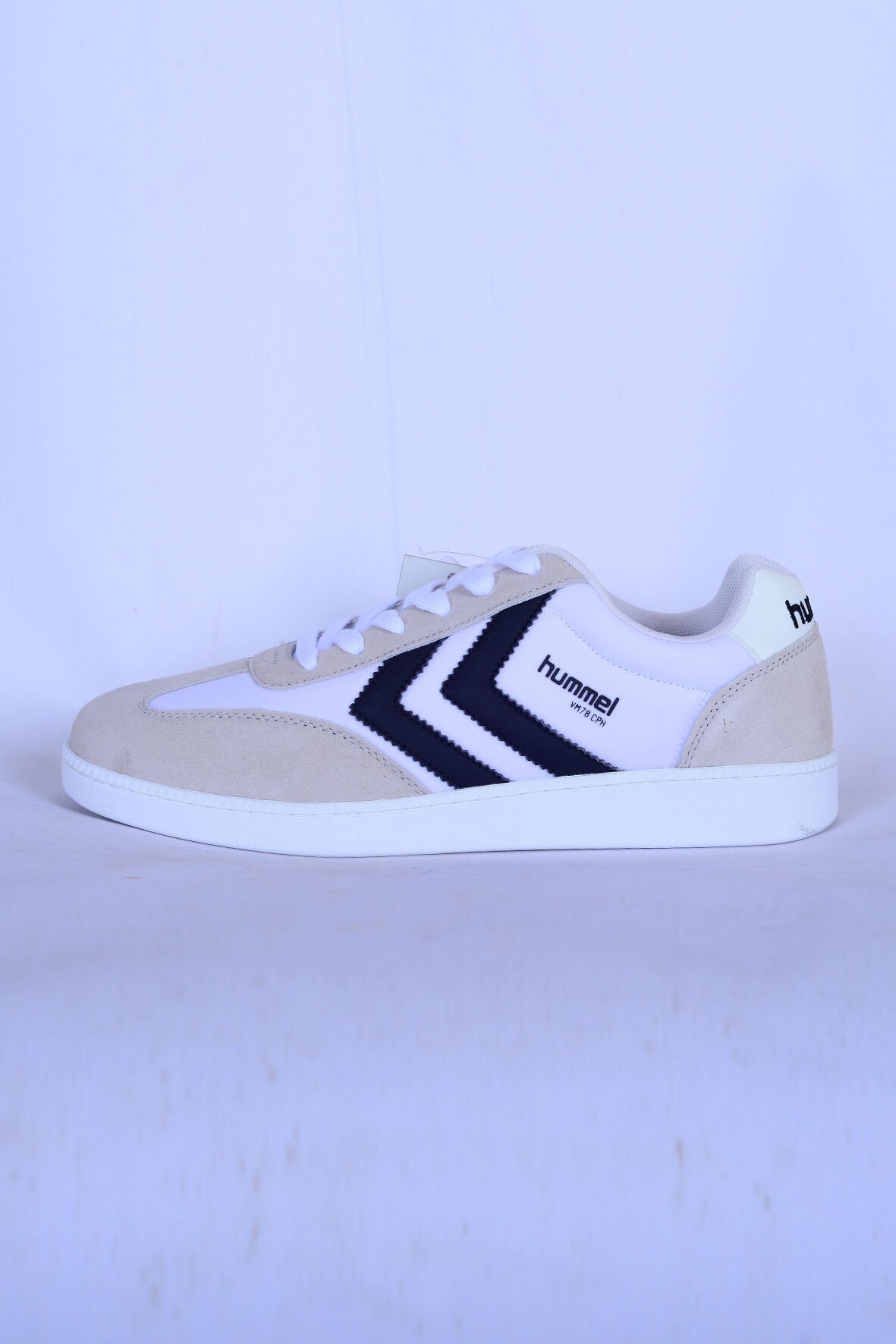 Hummel 900615-9001 VM78-CPH Bağcıklı Ortapedik Düz Taban Logolu Beyaz Erkek Günlük Spor Ayakkabı