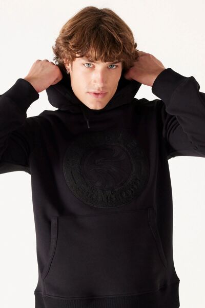 Wrangler W232239001 Siyah Kapüşonlu Önü Baskılı Erkek Sweat