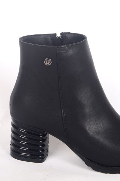 Pierre Cardin 52524 Yandan Fermuarlı Hafif Topuklu Siyah Kadın Kışlık Bot