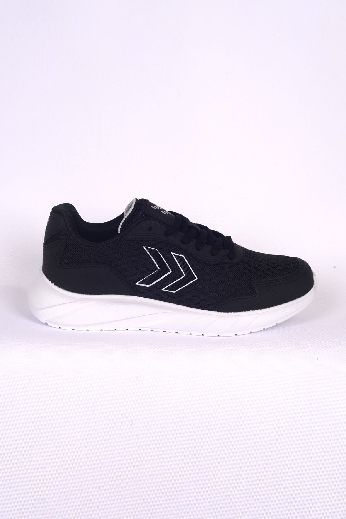 Hummel 900721-2001 PROCTION Fileli Bağcıklı Hafif Taban Dokulu Siyah Erkek Spor Ayakkabı