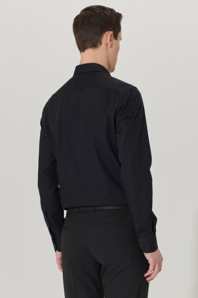 Altınyıldız 4A2000000007 Siyah Erkek Slim Fit Yakalı %100 Pamuk Uzun Kol Gömlek
