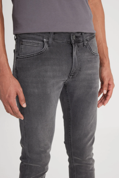 Lee L211034003 Antrasit Erkek Luke Slim Fit Dar Kesim Normal Bel Daralan Paça Esnek Kot Pantolon