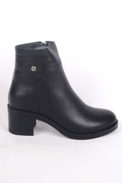 Pierre Cardin 54063 Yandan Fermuarlı Yüksek Topuklu Yarım Bilek Kadın Siyah Kışlık Bot