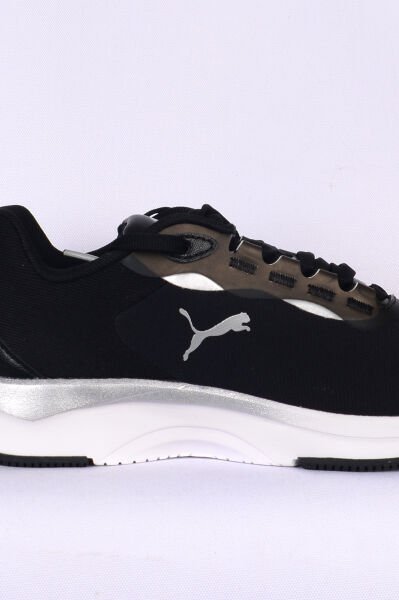 Puma 397804 02 Softride Orta Metalic Dream Bağcıklı Havalı Kumaş Yapılı Siyah Kadın Günlük Spor Ayakkabı