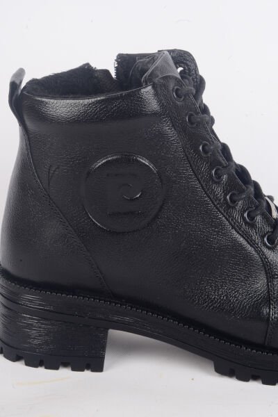 Pierre Cardin 54062 Hafif Topuklu Yandan Fermuarlı Ortapedik Tabanlı Kadın Siyah Kışlık Bot