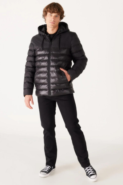 Wrangler W232008001 Siyah Kapüşonlu Erkek Şişme Mont