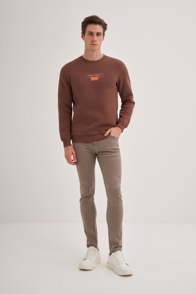 Cazador 24KCEEO05224 Kahverengi Erkek Bisiklet Yaka Önü Yazı Logolu  Sweat Tshirt
