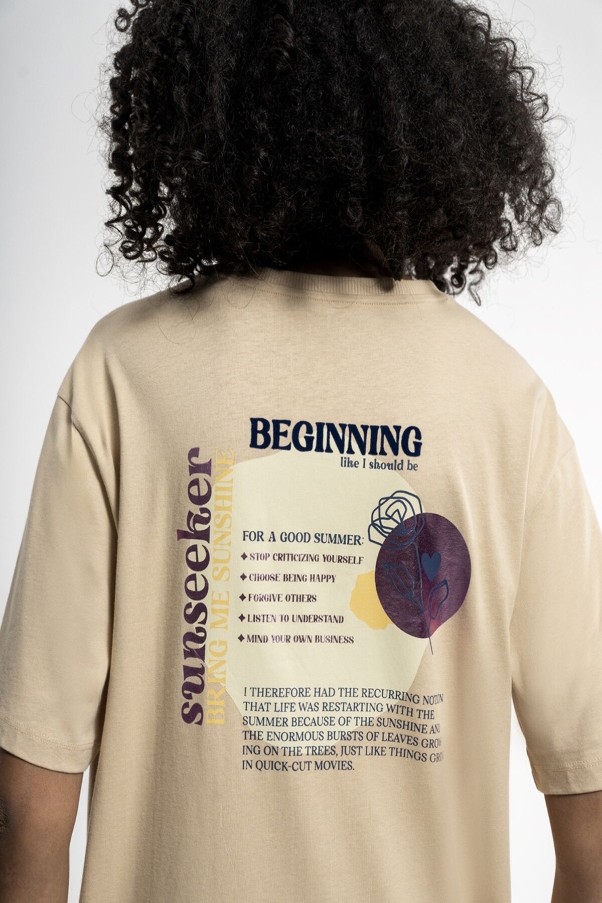 Loft 2033155 Bej Kadın Loose Fit Bisiklet Yaka Gül Detaylı %100 Pamuk Tşört