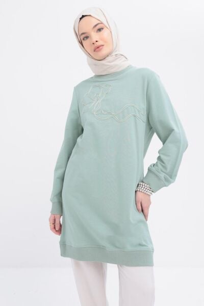 Allday S52304A0 Defne Kadın Bisiklet Yaka Önü Nakış Detaylı Sweat