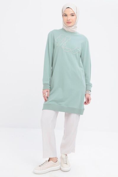 Allday S52304A0 Defne Kadın Bisiklet Yaka Önü Nakış Detaylı Sweat