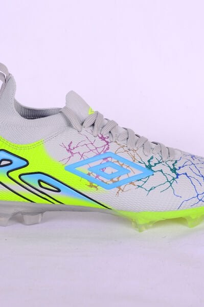 Umbro Blaze Gri Erkek Çoraplı Krampon