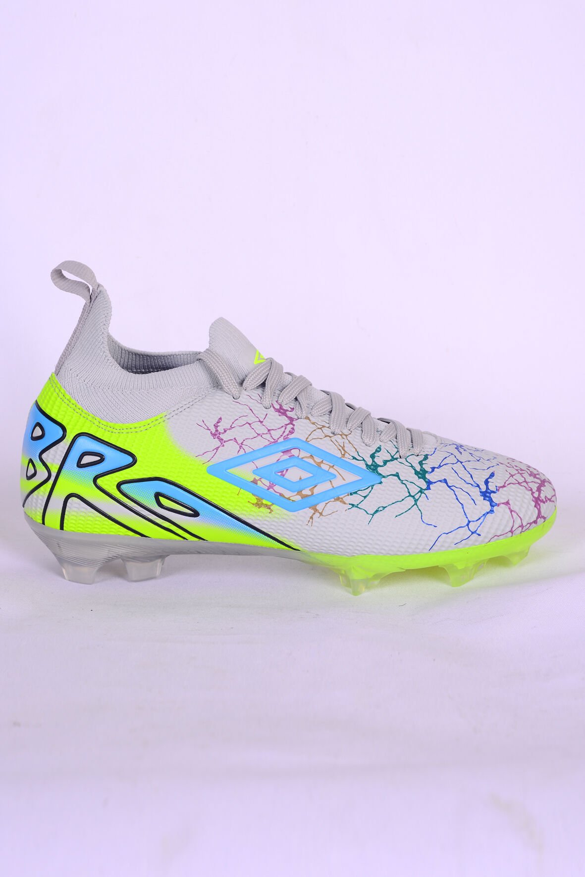 Umbro Blaze Gri Erkek Çoraplı Krampon