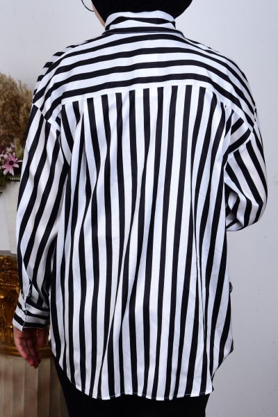 Hellie 4213-Beyaz Siyah Kadın Rahat Kesim Önü Düğmeli Normal Yaka Çizgili %100 Polyester Saten Gömlek