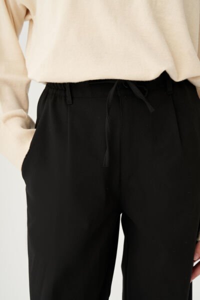 Allday B70159A0 Siyah Kadın Beli Lastikli Havuç Kesim Polyviscon Pantolon