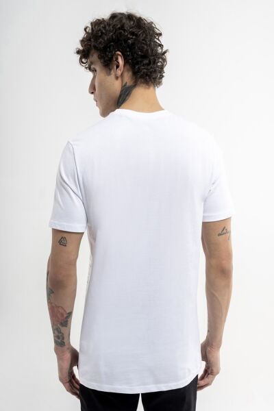 Loft 2035810 Beyaz Erkek Regular Fit Bisiklet Yaka  Normal Kesim Loft Logo Yazı Baskılı Önü Desenli %100 Pamuk Tşört