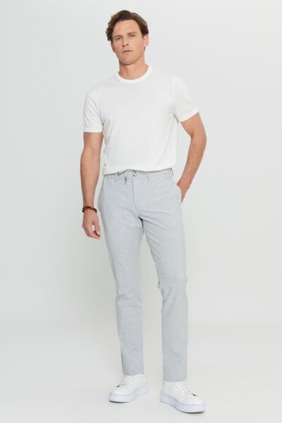 Altınyıldız ACE001252194 Beyaz-Gri Erkek Beli Lastikli İpli Fermuarlı Likralı Rahat Kesim Jogger Pantolon