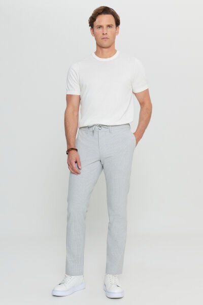 Altınyıldız ACE001252194 Beyaz-Gri Erkek Beli Lastikli İpli Fermuarlı Likralı Rahat Kesim Jogger Pantolon