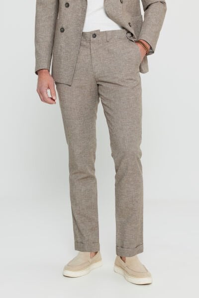 Altınyıldız ACE030252215 Kahverengi Erkek Slim Fit Kırlangıç Yaka Beli Bağlamalı Kapak Cepli Çizgili 6 Drop Takım Elbise