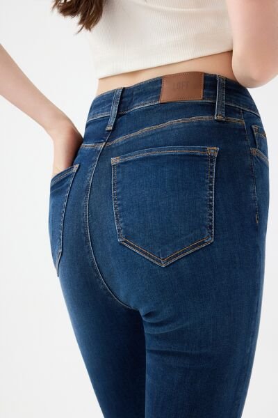 Loft 2037056 Natalie Açık Mavi Kadın Dar Kesim Dar Paça Kot Pantolon