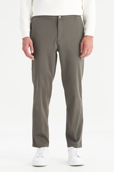 Wrangler WM01200001UU Haki Erkek Liyosel Kumaş Slim Fit Chino Beli Lastikli Pantolon