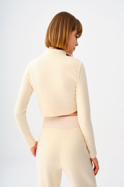 Loft 2038227 Ekru Kadın Yarım Boğazlı Kısa Bel Bluz