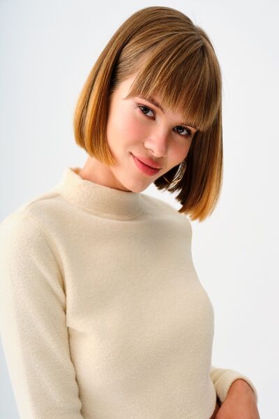 Loft 2038227 Ekru Kadın Yarım Boğazlı Kısa Bel Bluz