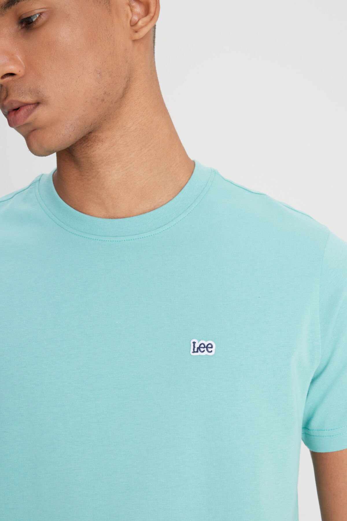 Lee L60UFQ41 Açık Yeşil Erkek Regular Fit Normal Kesim %100 Pamuk Bisiklet Yaka Tişört