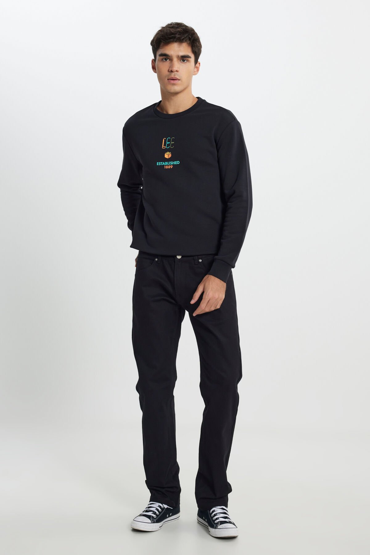 Lee L242504001 Siyah Erkek Bisiklet Yaka Renkli Lee Yazılı İki İplik Sweat