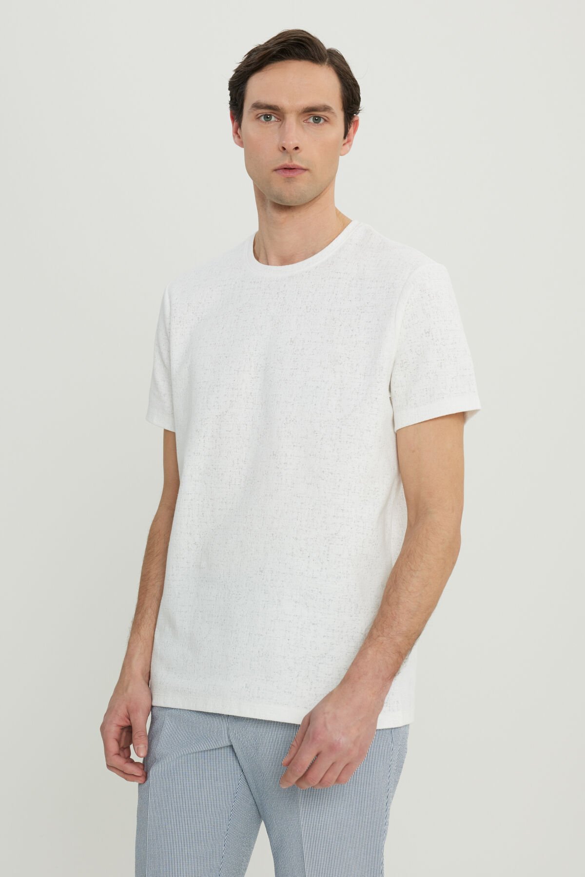 Altınyıldız ACE091252300 Ekru Erkek Bisiklet Yaka Slim Fit T-shirt