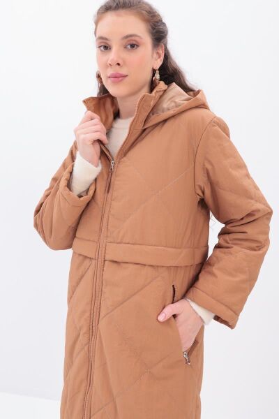 Allday 25DW80025AL0 Toprak Kadın Kapüşonlı Belden Cep Detaylı Boydan Fermuarlı Kapitone Kaban