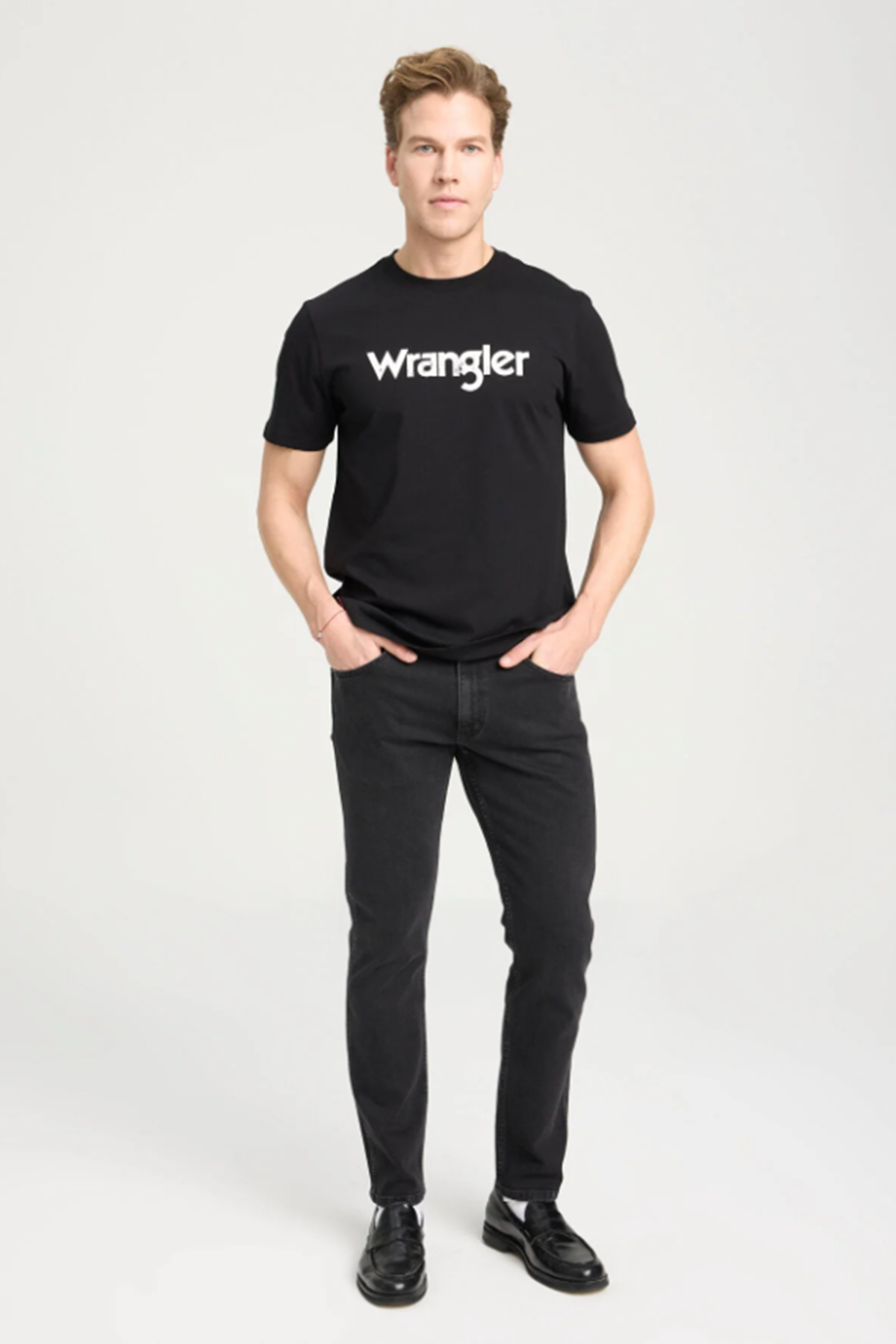 Wrangler W15Q666201M82 Siyah Erkek Grensboro  Regular Fit Normal Kesim Düşük Bel Düz Paça Kot Pantolon