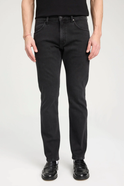 Wrangler W15Q666201M82 Siyah Erkek Grensboro  Regular Fit Normal Kesim Düşük Bel Düz Paça Kot Pantolon