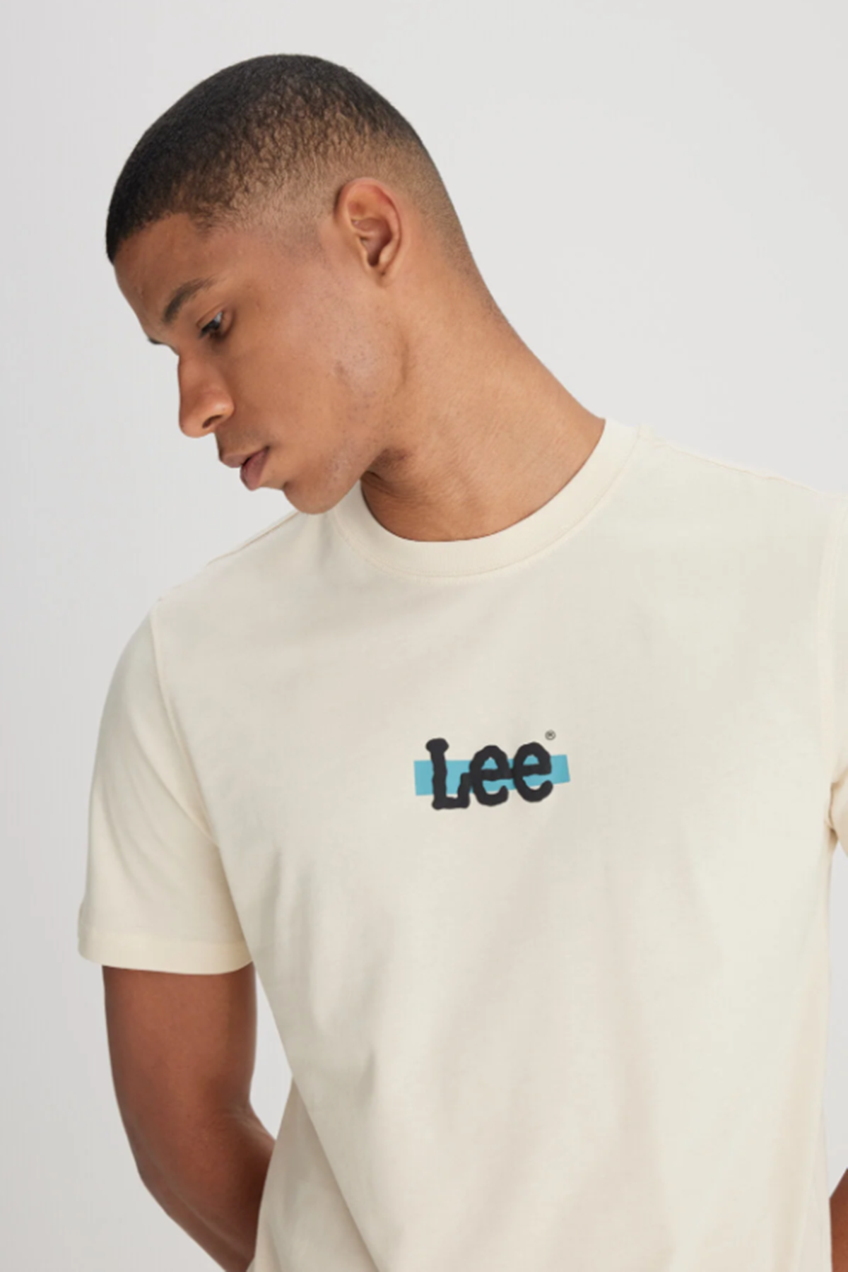 Lee L241521614 Bej Erkek Regular Fit Bisiklet Yaka Lee Logo Baskılı Tşört