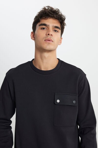 Lee L242498001 Siyah Erkek Bisiklet Yaka Soldan Cep Detaylı Üç İplik Sweat