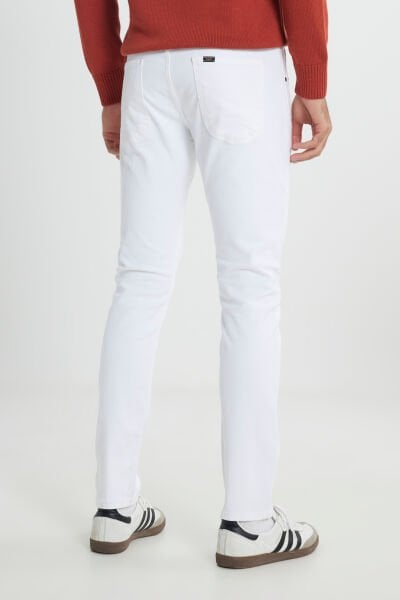 Lee L719e6361312 Beyaz Erkek Luke Slim Fit Dar Kesim Normal Bel Dar Paça Kot Pantolon