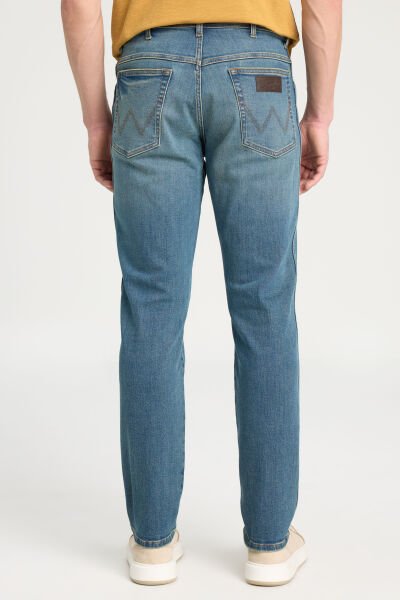 Wrangler W121064XT  Orta Mavi Texas Authentic Geniş Paça Geniş Bel Pantolon