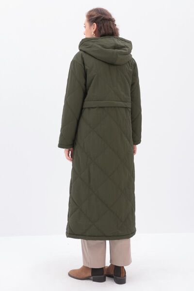 Allday 25DW80025AL0 Haki Kadın Kapüşonlı Belden Cep Detaylı Boydan Fermuarlı Kapitone Kaban