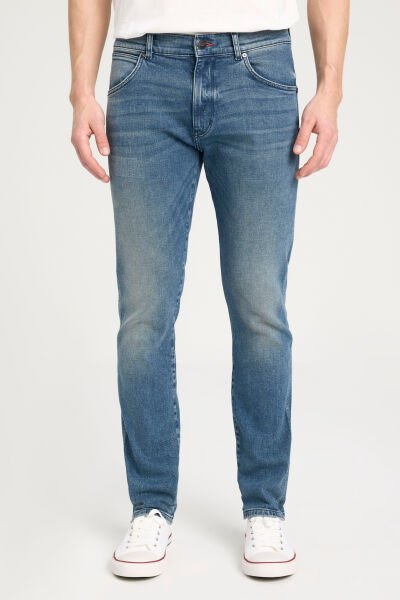Wrangler W18S044XT Siyah Erkek Grensboro  Regular Fit Normal Kesim Düşük Bel Düz Paça Kot Pantolon