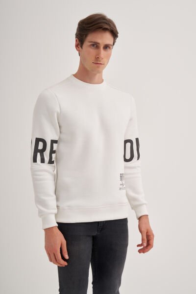 Cazador 24KCEEO05132 Ekru Erkek Bisiklet Yaka Üç İplik Yazı Detaylı Sweat