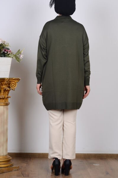 Armine 25YTD4109 Haki Kadın Beyaz Leopar Desenli Yarım Balıkçı Yaka Triko Tunik