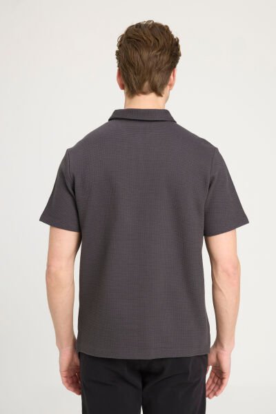 Wrangler W7NQ20528633W Erkek Siyah Sünger Desen Polo Yaka T-Shirt