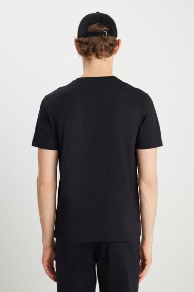 Wrangler W753EE001 Erkek Siyah Sarı Baskılı Bisiklet Yaka T-shirt